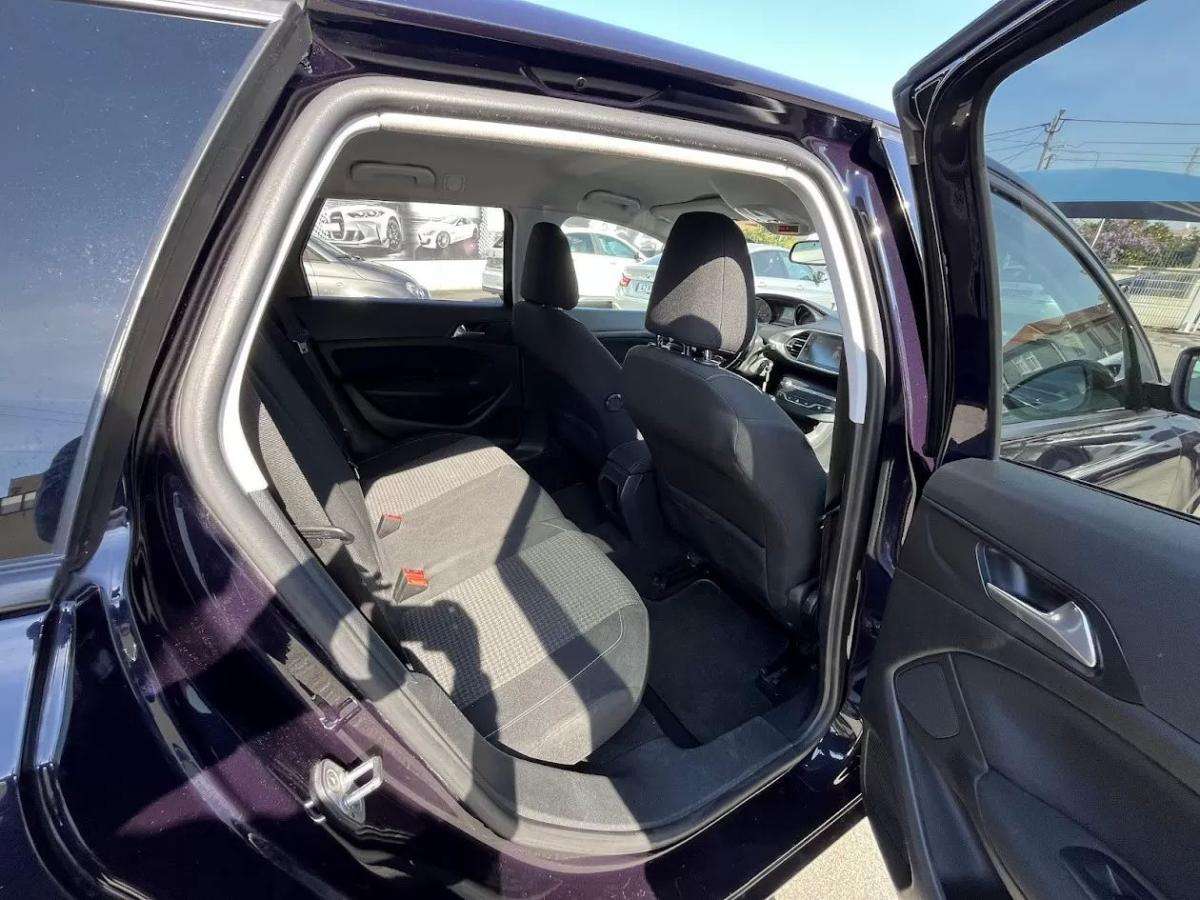 peugeot-308-sw-2018-diesel-1560cc