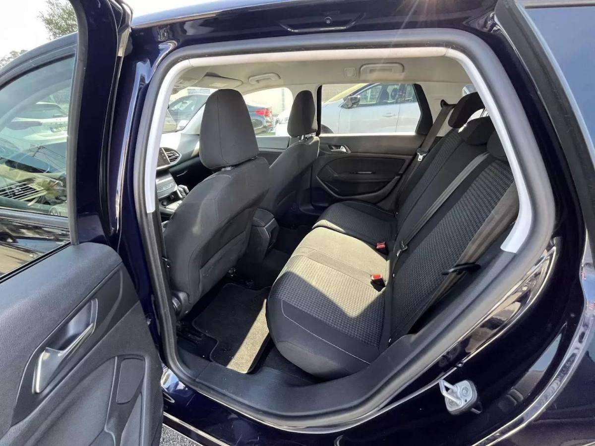 peugeot-308-sw-2018-diesel-1560cc
