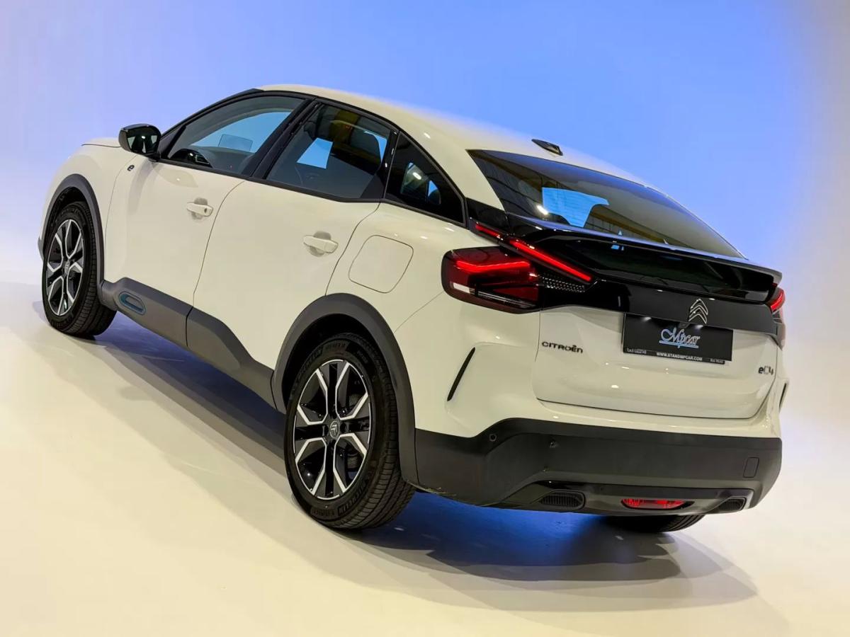 citroen-e-c4-2022-eletrico-0cc