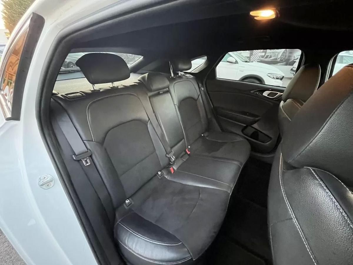 kia-proceed-2022-gasolina-998cc