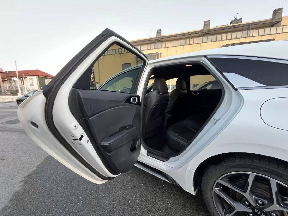 kia-proceed-2022-gasolina-998cc