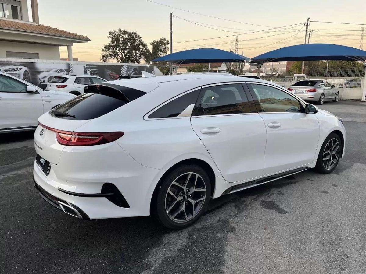 kia-proceed-2022-gasolina-998cc
