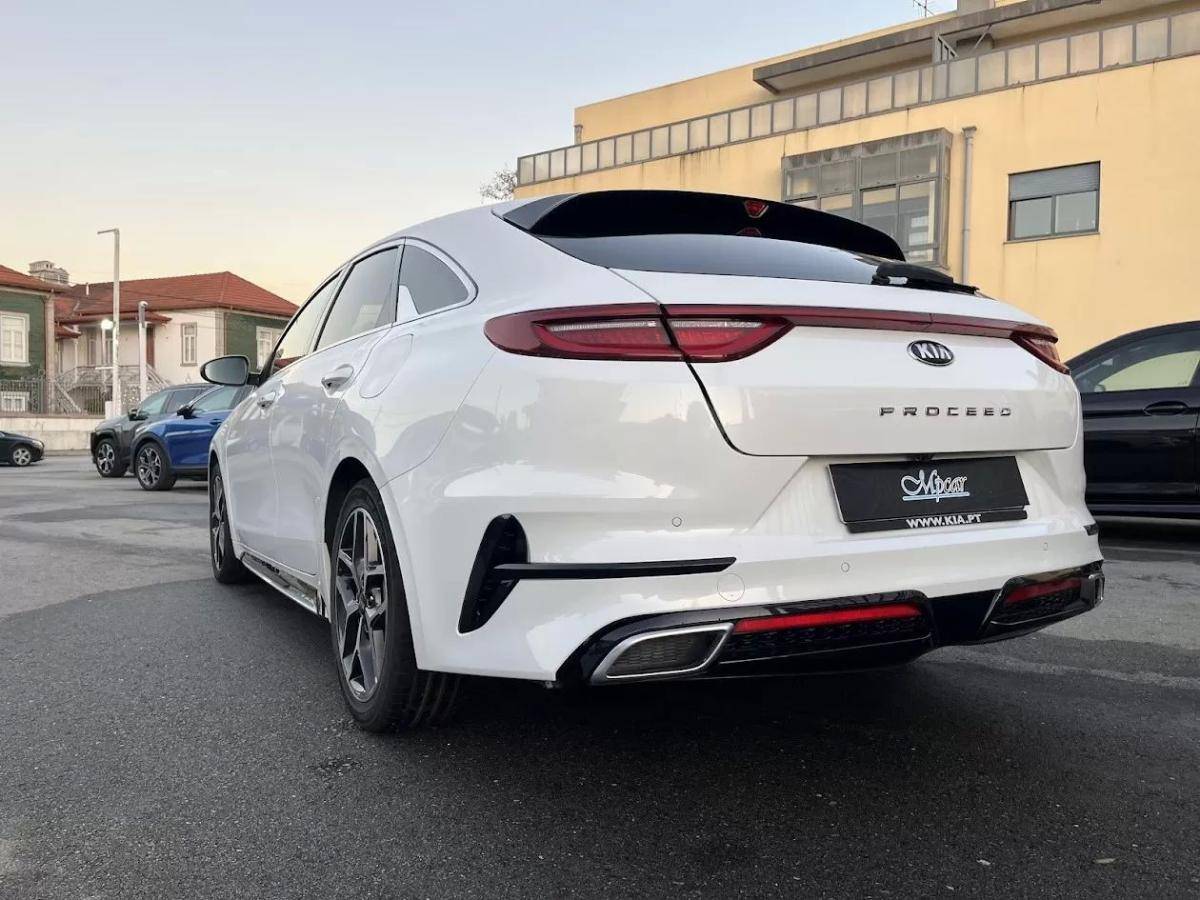 kia-proceed-2022-gasolina-998cc