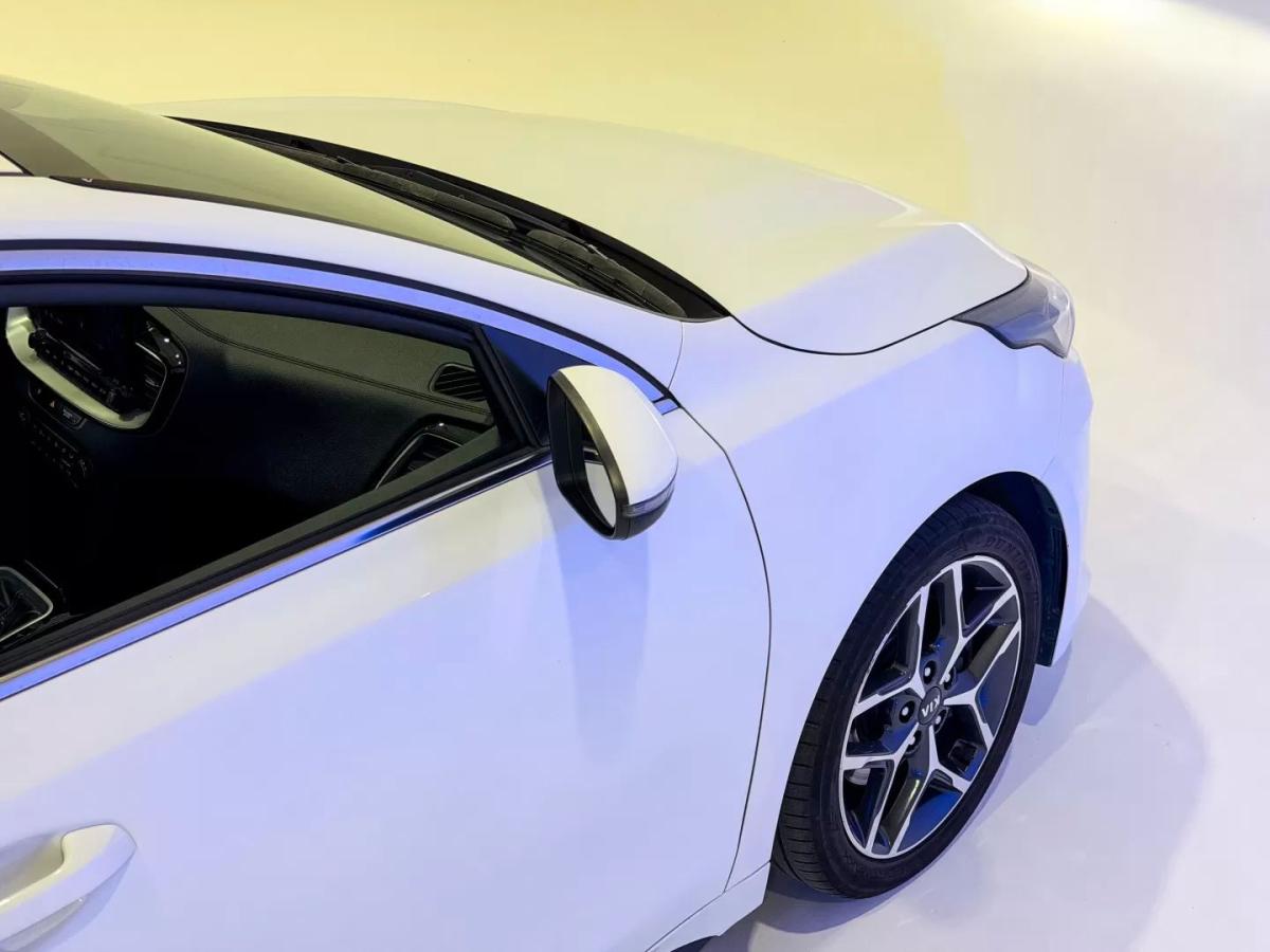 kia-proceed-2022-gasolina-998cc