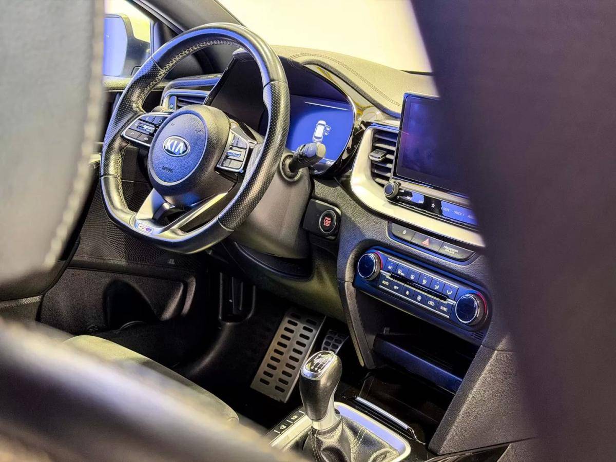 kia-proceed-2022-gasolina-998cc