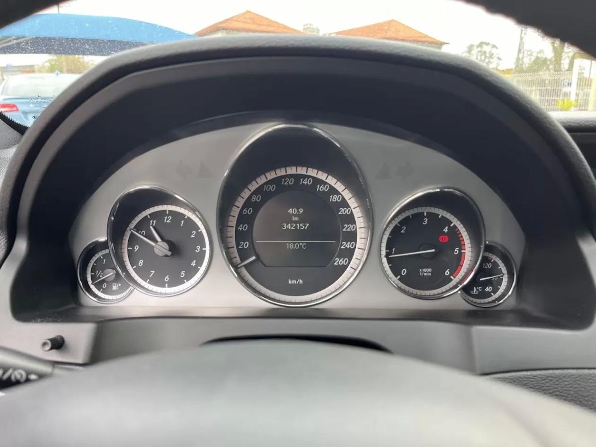 mercedes-benz-classe-e-2010-diesel-2143cc