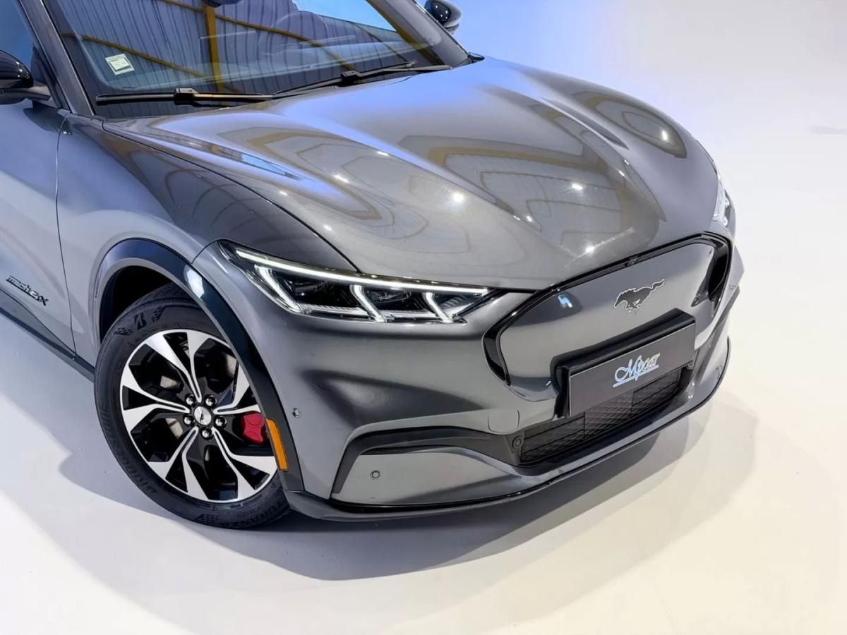 ford-mustang-mach-e-2023-eletrico-0cc