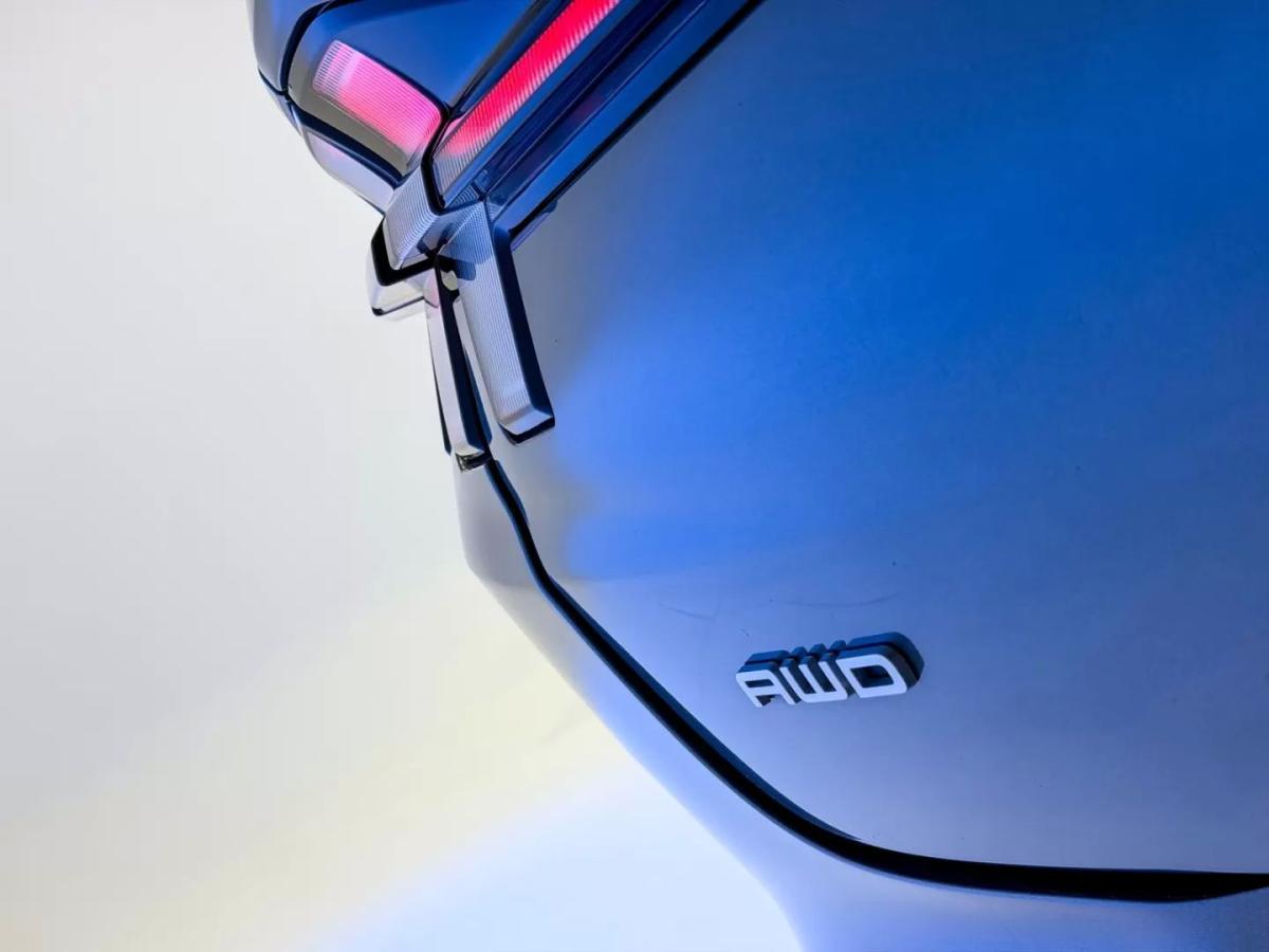 ford-mustang-mach-e-2023-eletrico-0cc