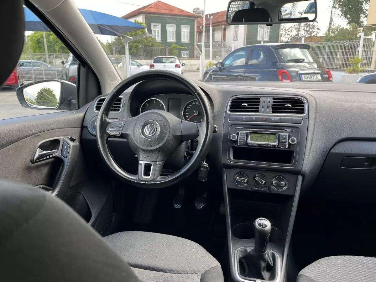 volkswagen-polo-2009-diesel-1598cc