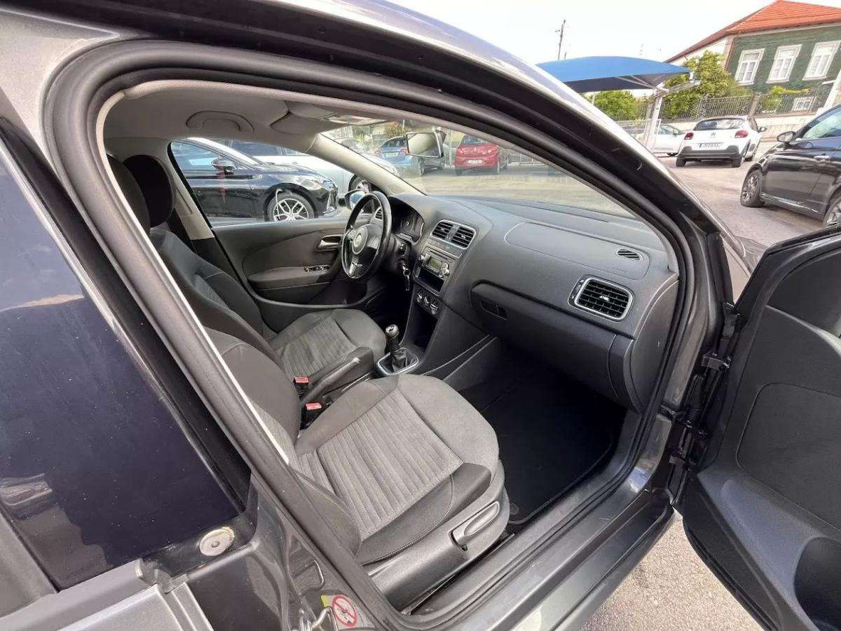 volkswagen-polo-2009-diesel-1598cc