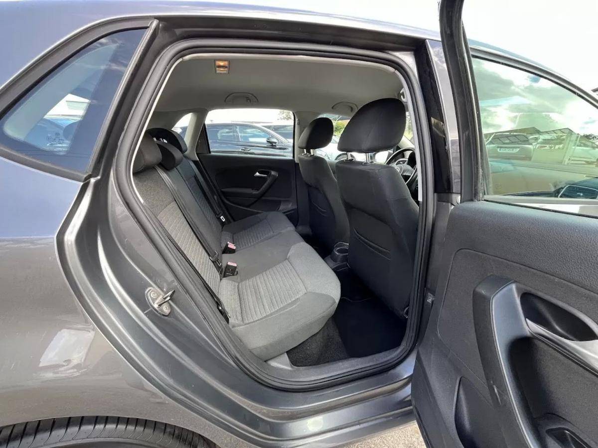 volkswagen-polo-2009-diesel-1598cc