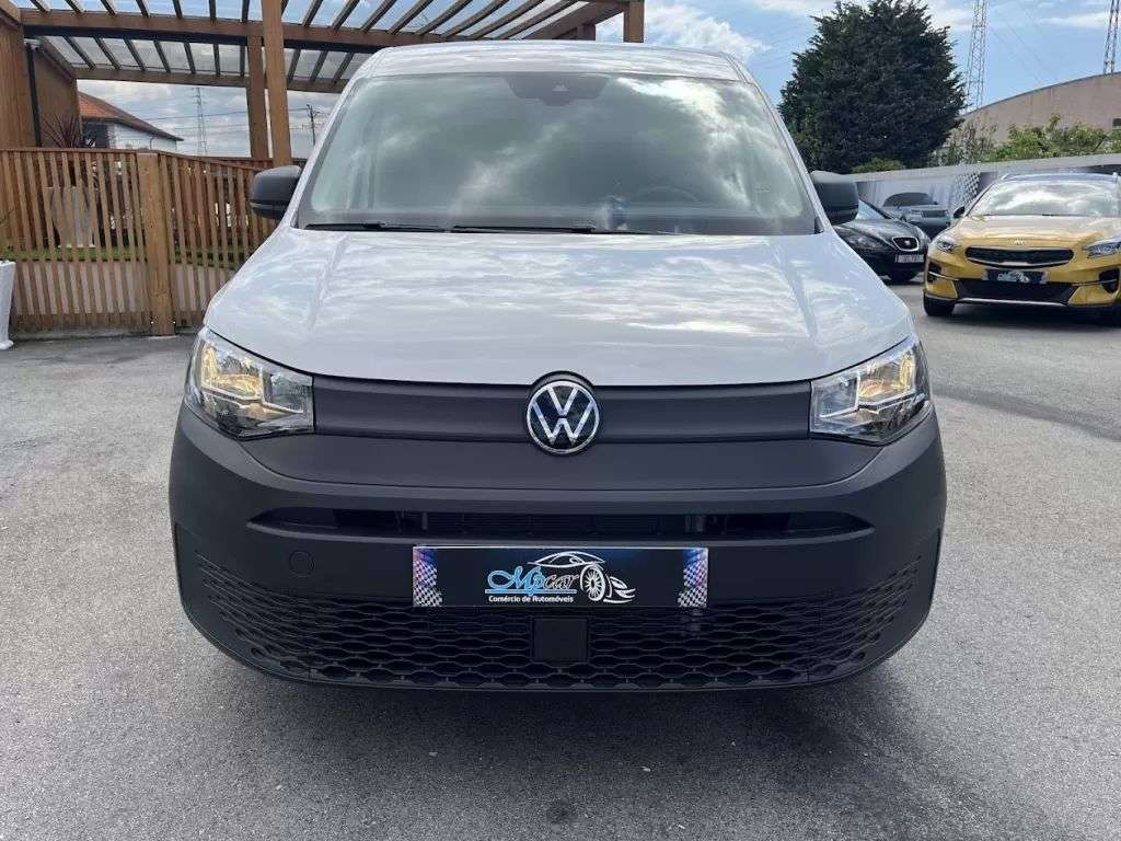 volkswagen-caddy-2025-diesel-2000cc