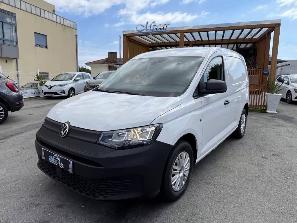 volkswagen-caddy-2025-diesel-2000cc