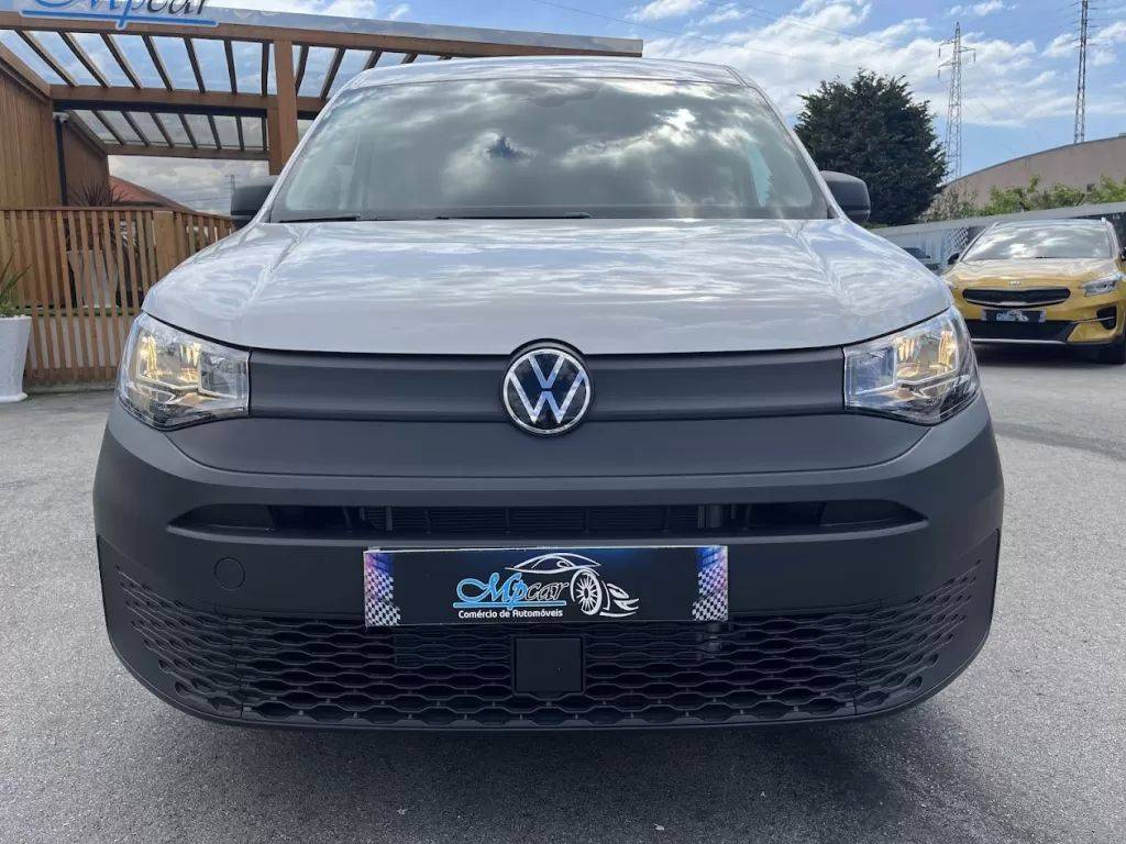 volkswagen-caddy-2025-diesel-2000cc