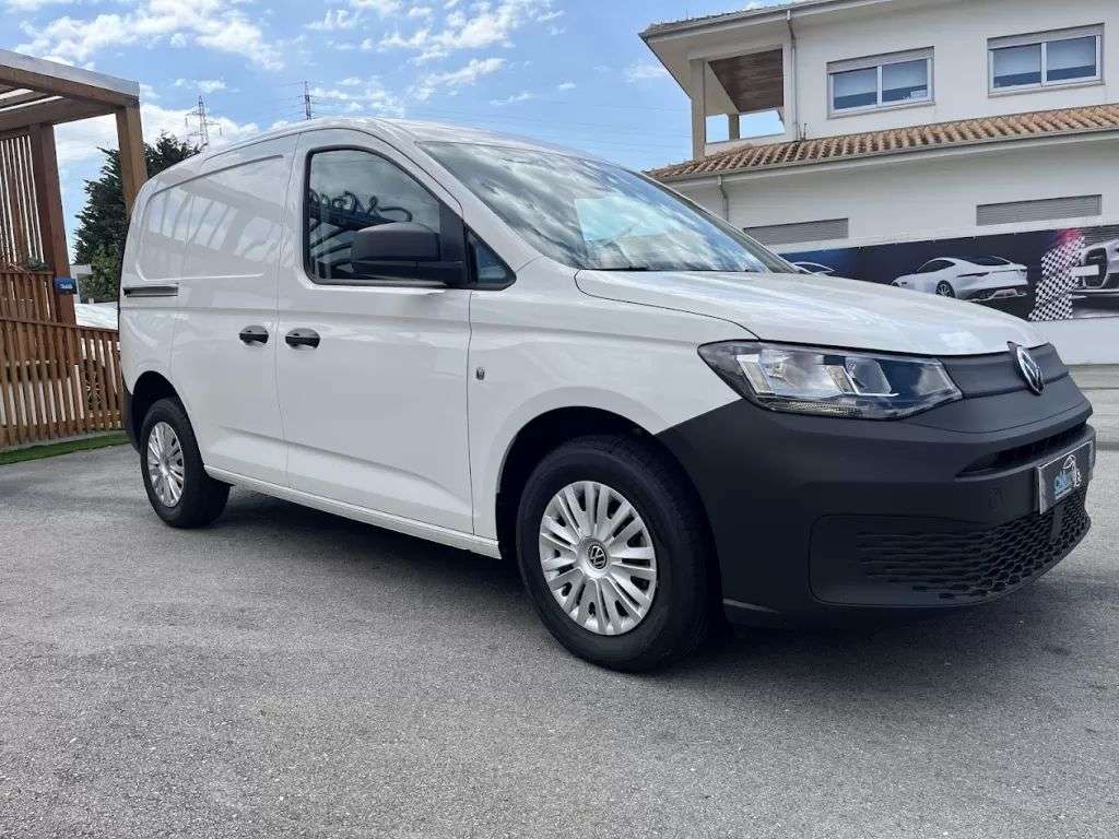 volkswagen-caddy-2025-diesel-2000cc