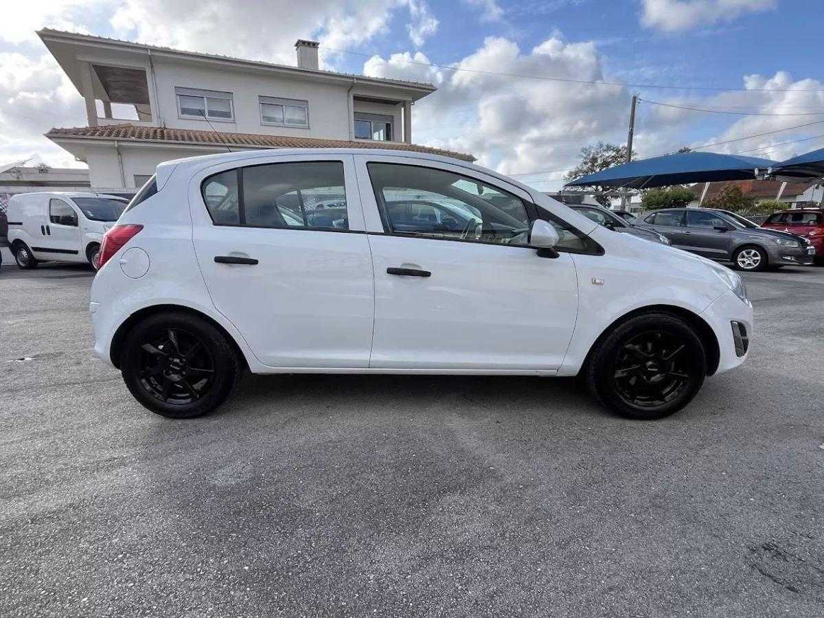 opel-corsa-2011-diesel-1248cc