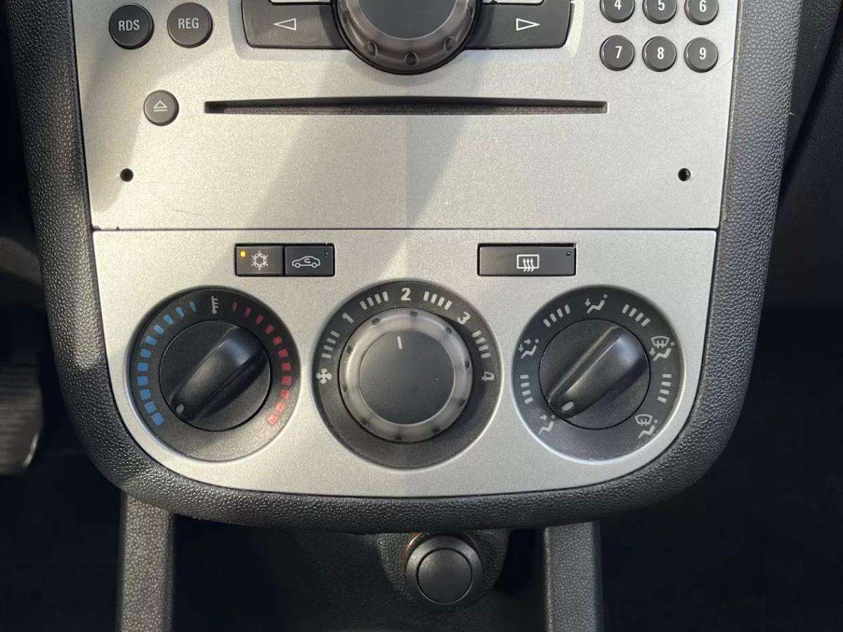 opel-corsa-2011-diesel-1248cc