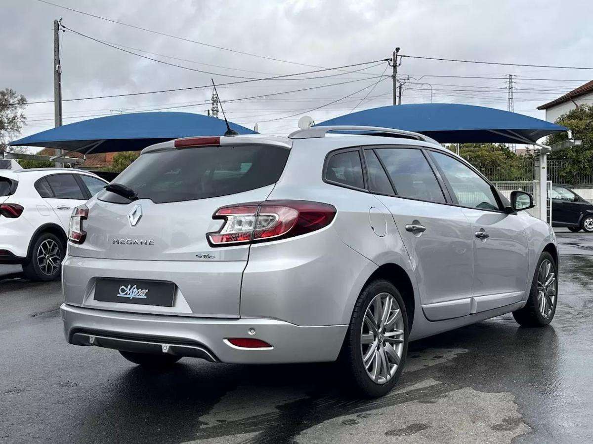 renault-megane-sport-tourer-2014-diesel-1461cc