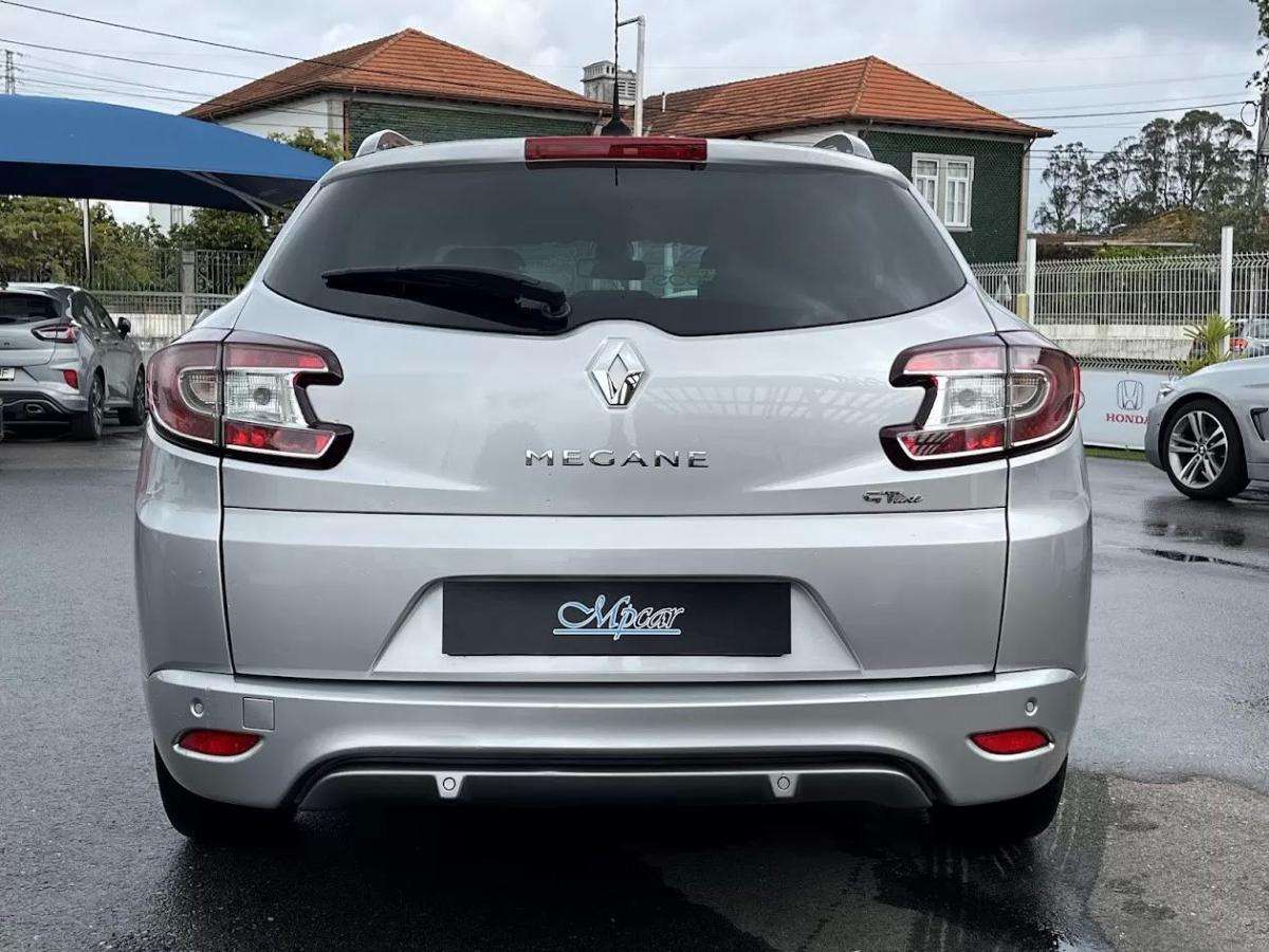 renault-megane-sport-tourer-2014-diesel-1461cc