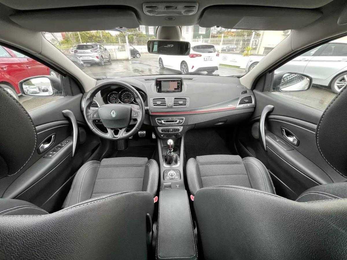 renault-megane-sport-tourer-2014-diesel-1461cc