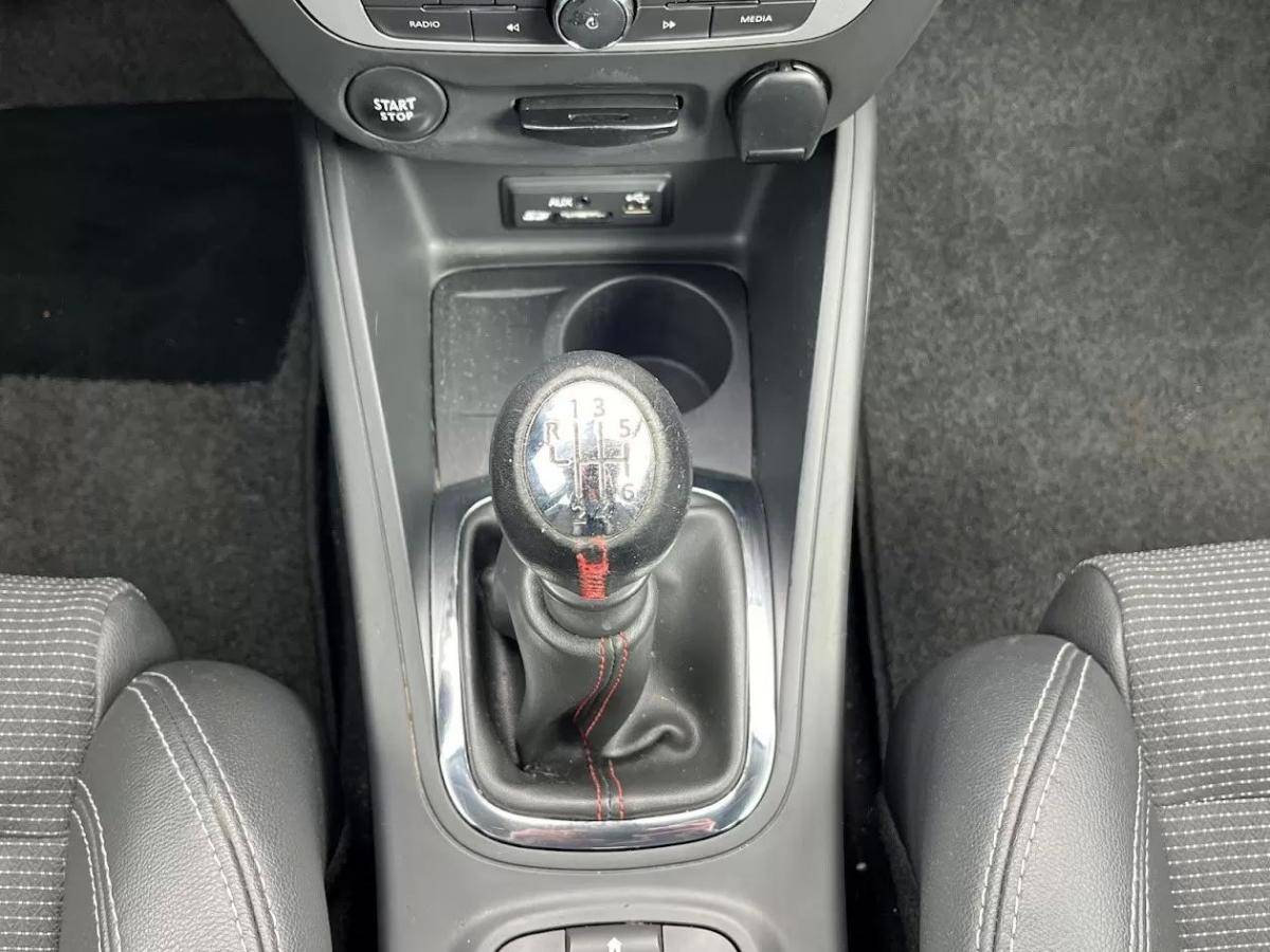 renault-megane-sport-tourer-2014-diesel-1461cc