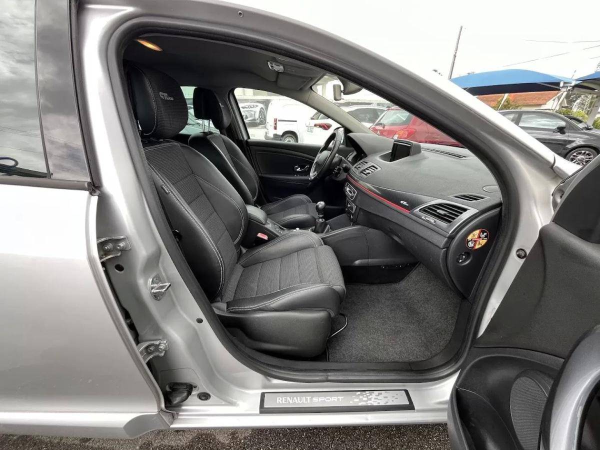 renault-megane-sport-tourer-2014-diesel-1461cc