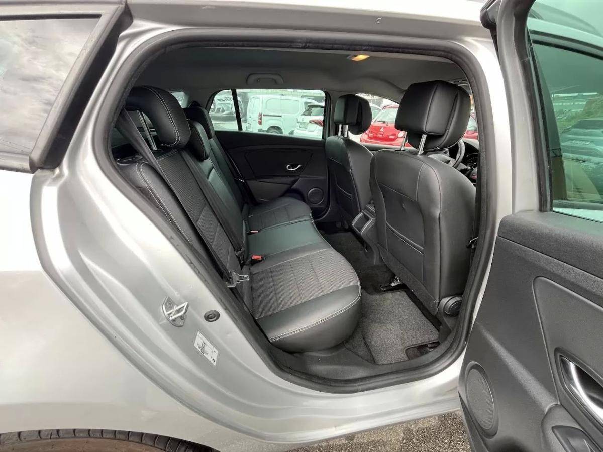 renault-megane-sport-tourer-2014-diesel-1461cc
