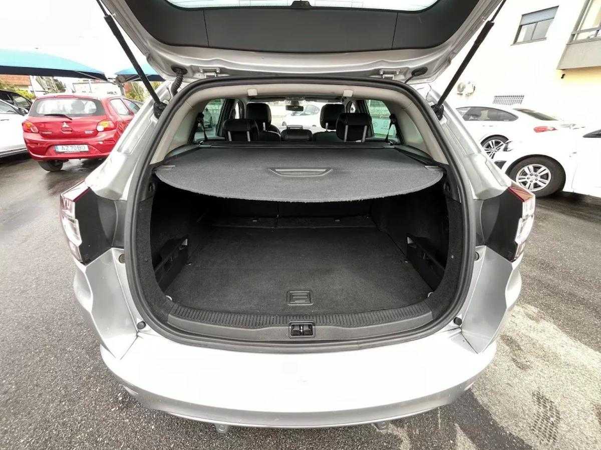 renault-megane-sport-tourer-2014-diesel-1461cc