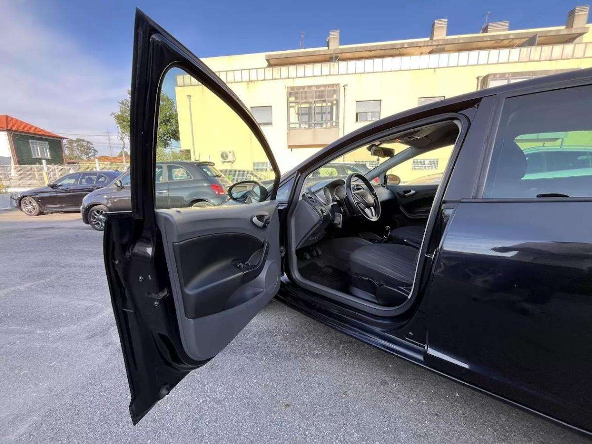 seat-ibiza-2011-diesel-1598cc