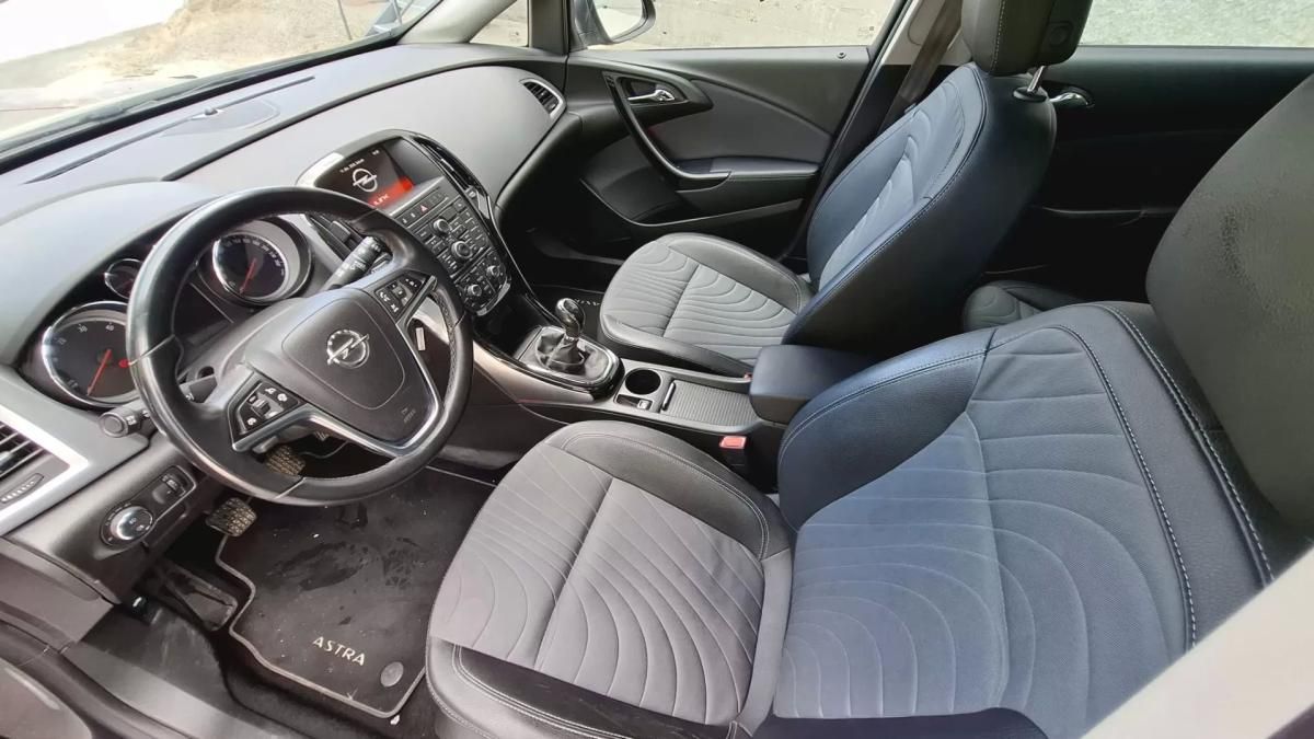 opel-astra-2015-diesel-1598cc