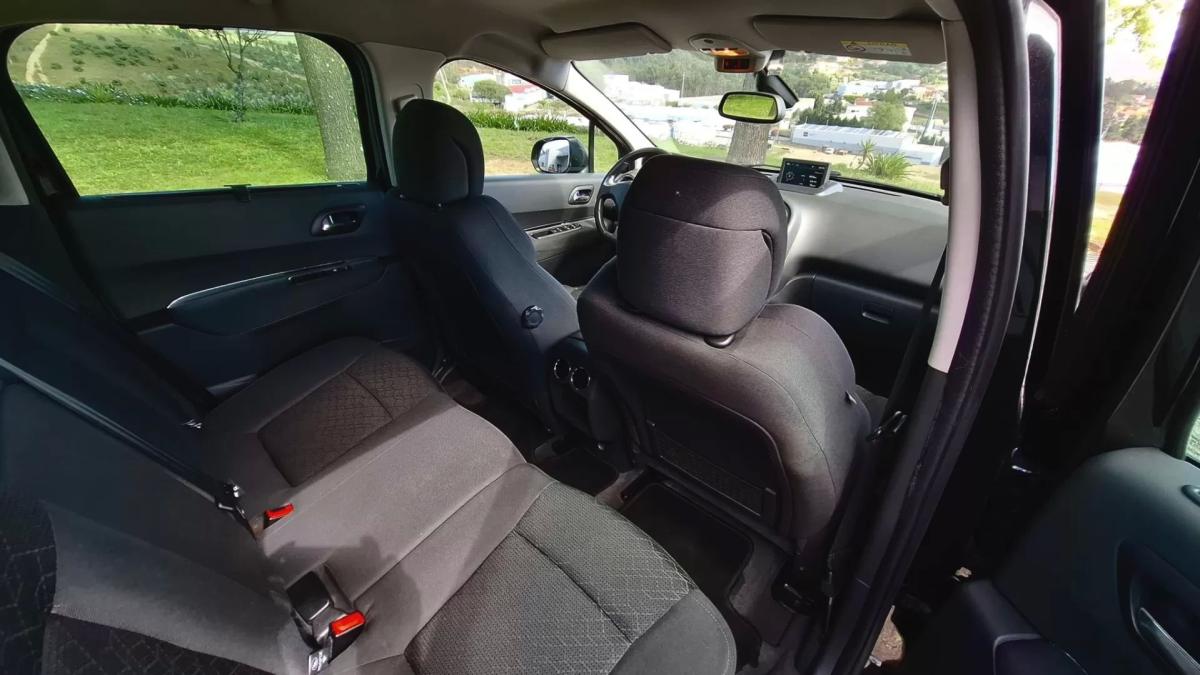 peugeot-3008-2015-diesel-1560cc