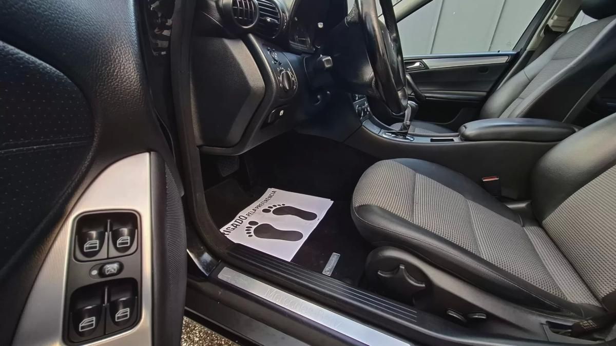 mercedes-benz-classe-c-2006-diesel-2148cc
