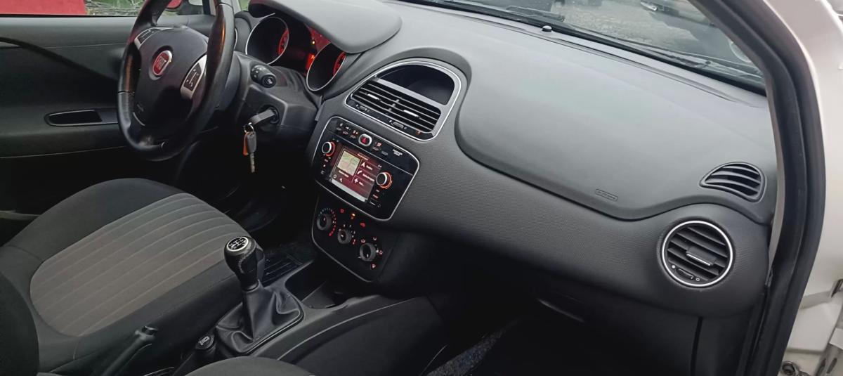 fiat-punto-2018-diesel-1248cc