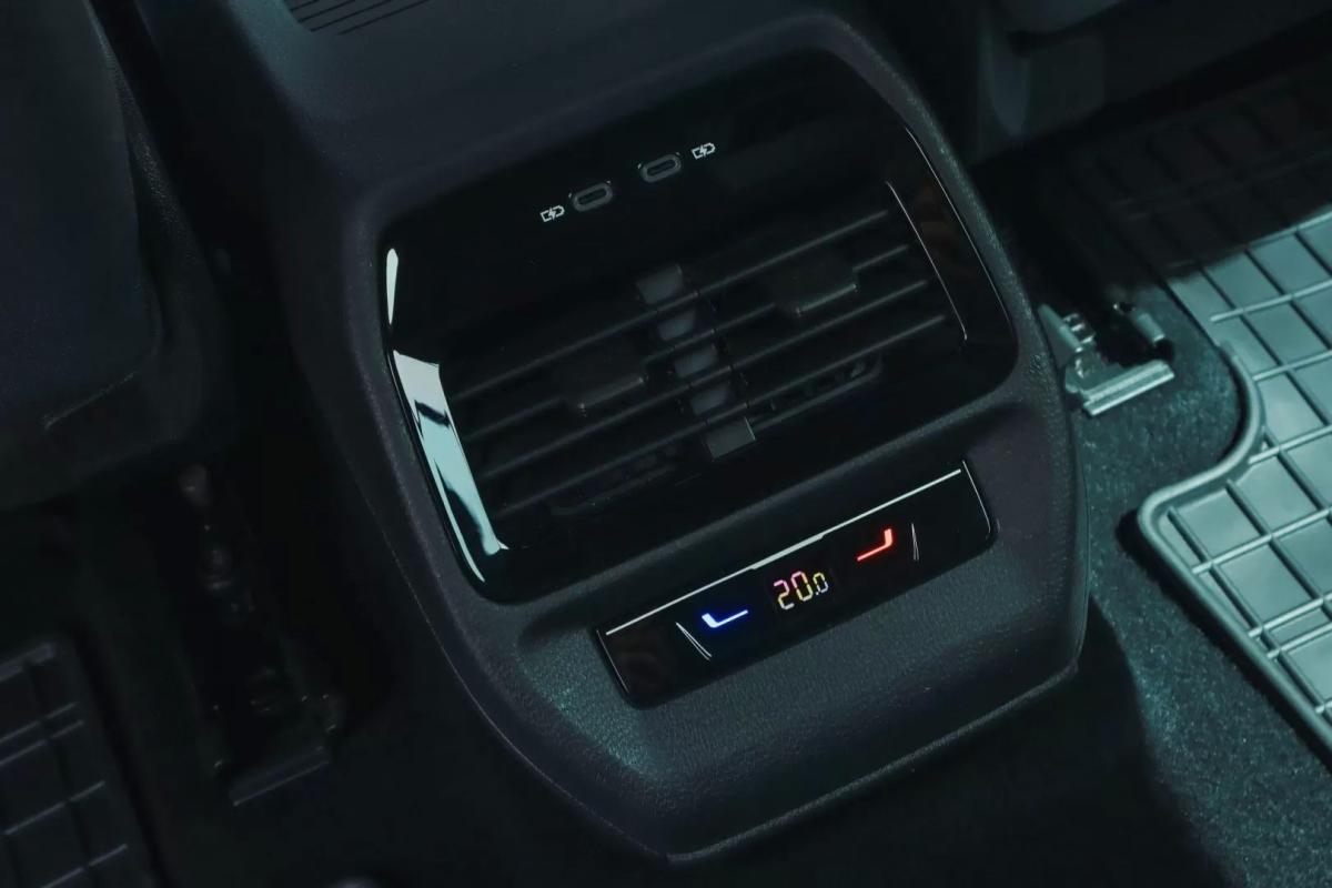 volkswagen-id-4-2023-eletrico-200cc