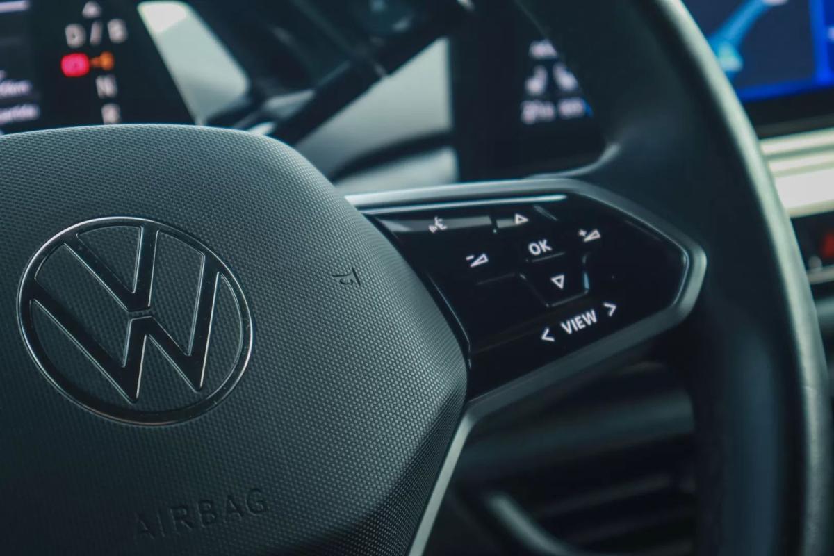 volkswagen-id-4-2023-eletrico-200cc