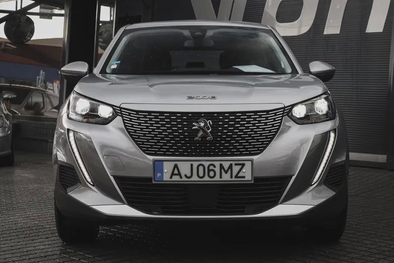 peugeot-e-2008-2021-eletrico-200cc