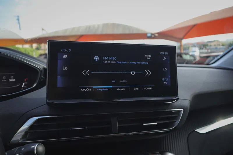peugeot-5008-2022-gasolina-1199cc