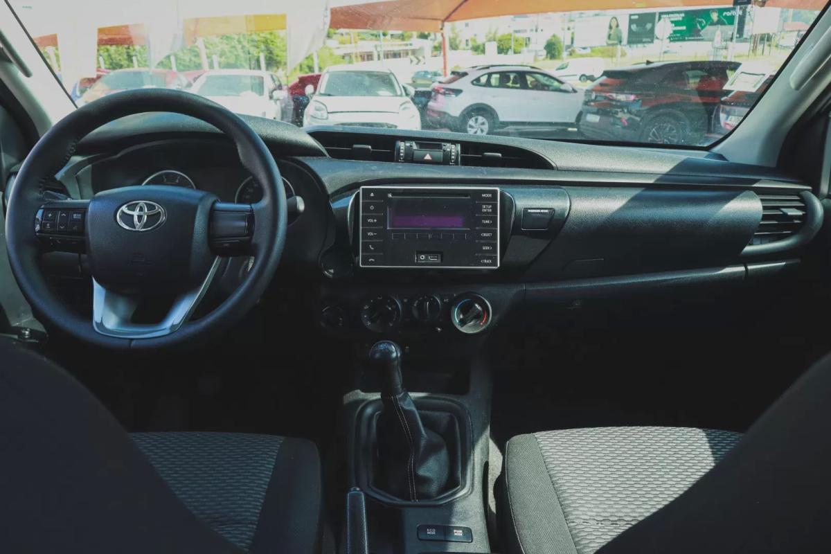 toyota-hilux-2020-diesel-2400cc