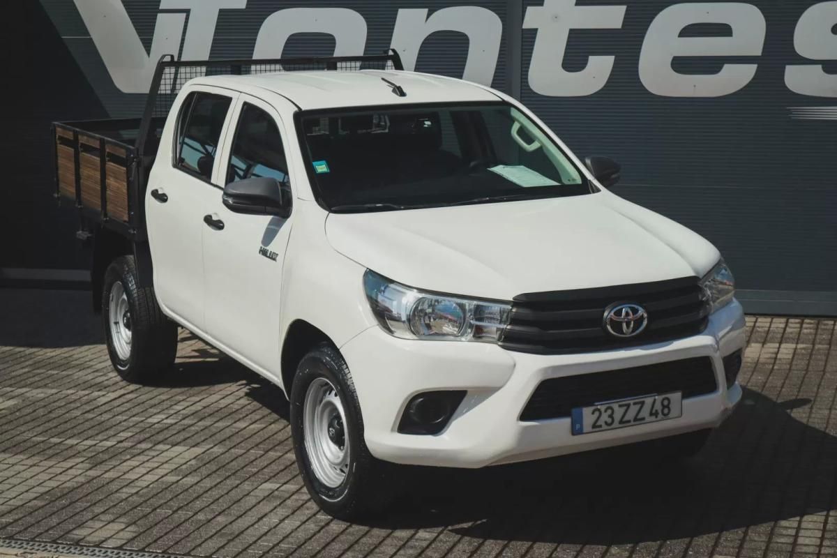 toyota-hilux-2020-diesel-2400cc