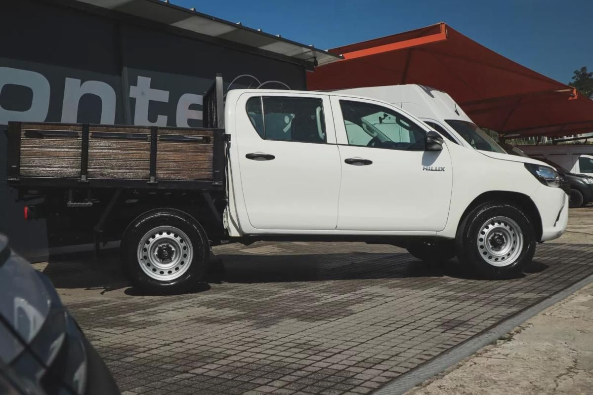 toyota-hilux-2020-diesel-2400cc