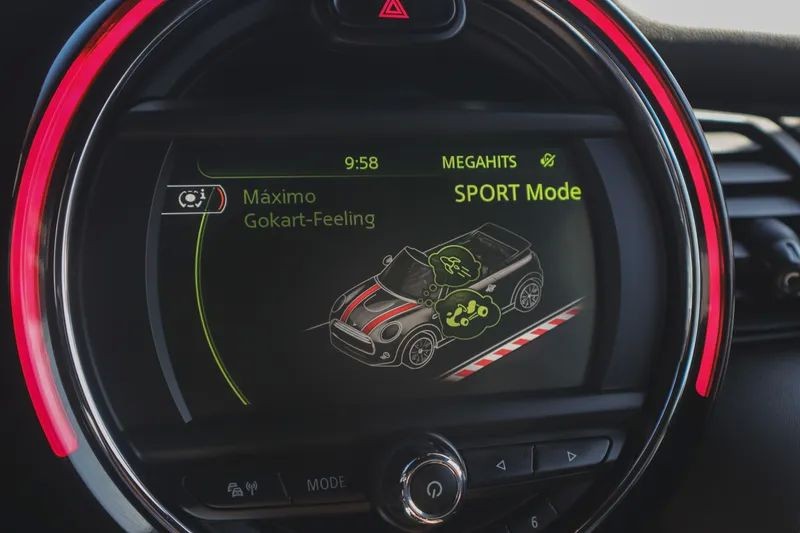 mini-cabrio-2018-gasolina-1198cc