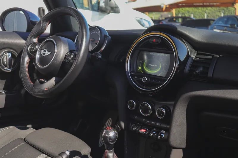 mini-cabrio-2018-gasolina-1198cc