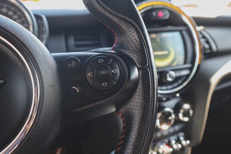 mini-cabrio-2018-gasolina-1198cc