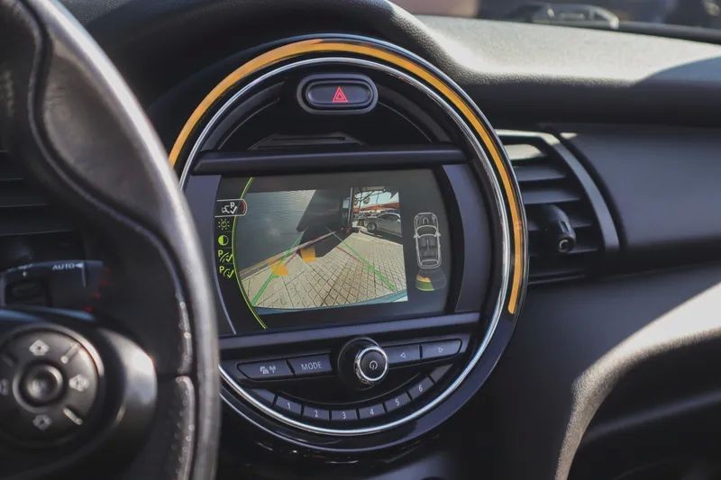 mini-cabrio-2018-gasolina-1198cc