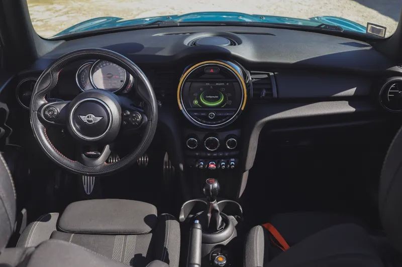 mini-cabrio-2018-gasolina-1198cc