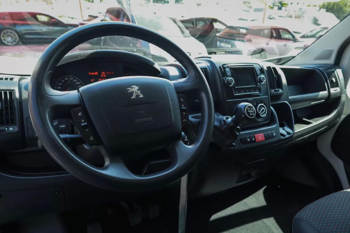 peugeot-boxer-2022-diesel-2200cc