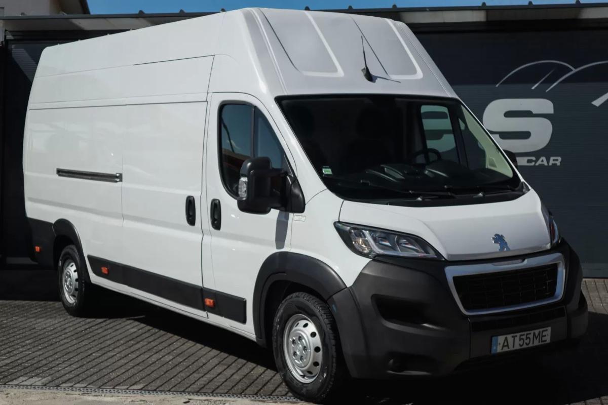 peugeot-boxer-2022-diesel-2200cc