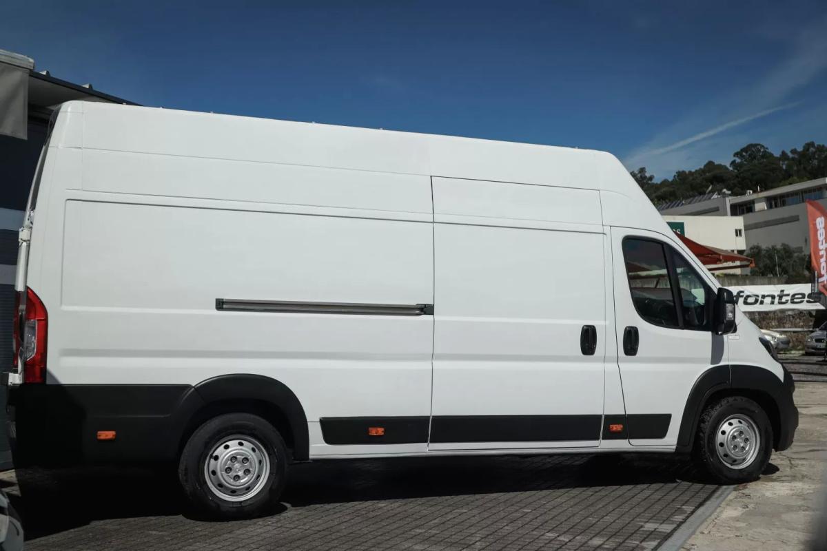 peugeot-boxer-2022-diesel-2200cc