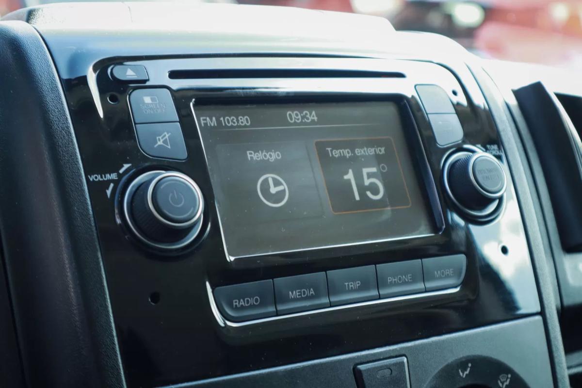 peugeot-boxer-2022-diesel-2200cc