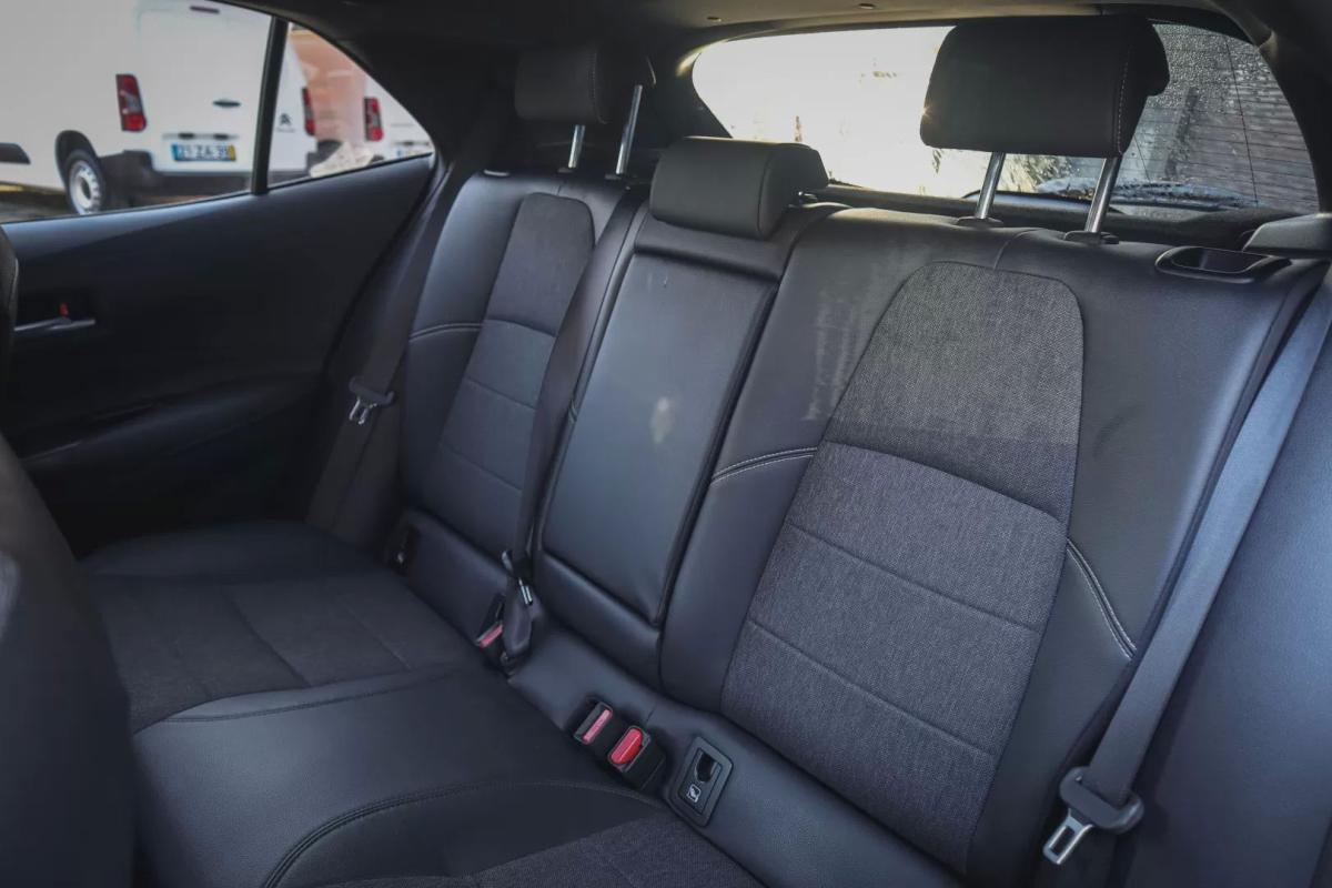 toyota-corolla-2022-hibrido-a-gasolina-1798cc
